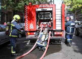 Φωτιά σε μονοκατοικία στο Ασβεστοχώρι Θεσσαλονίκης – Ένας τραυματίας