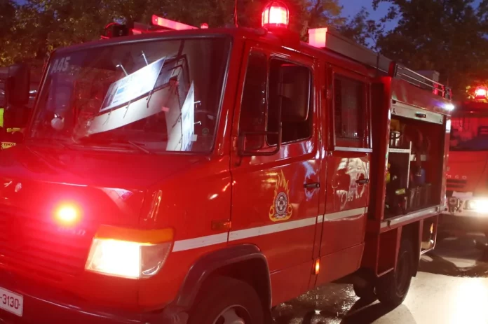Θεσσαλονίκη: Ηλικιωμένη ανασύρθηκε νεκρή κατά την κατάσβεση πυρκαγιάς στο διαμέρισμά της