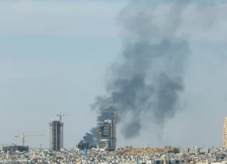 Iράν: “Θα κυνηγήσουμε τους δειλούς αξιωματούχους των ΗΠΑ και του Ισραήλ ακόμα και στις διακοπές τους”