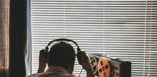 Οι «βόμβες» Ντίλιαν για το σκάνδαλο των υποκλοπών και η προσπάθεια απαξίωσης των λεγομένων του