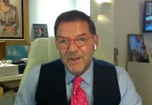 Συνελήφθη ο γνωστός γκαλερίστας Γιώργος Τσαγκαράκης μετά από έφοδο της ΔΑΟΕ στις αποθήκες της εταιρείας του