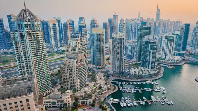 Μαζική έξοδος ζάμπλουτων από το Ντουμπάι με ιδιωτικά τζετ, πληρώνουν εκατοντάδες χιλιάδες δολάρια