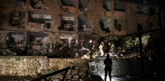 Το Ιράν απειλεί με πλήγματα σε ενεργειακές εγκαταστάσεις – «Εάν δεν ανοίξετε τα Στενά του Ορμούζ εντός 48 ωρών θα καταστρέψουμε ενεργειακές μονάδες», απειλεί ο Τραμπ