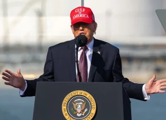 NYT: Ο Τραμπ μιλά για τρεις υποψήφιους για την ηγεσία του Ιράν και προειδοποιεί για περισσότερες αμερικανικές απώλειες