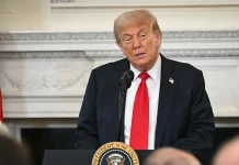 Τραμπ: Θα μάθετε σύντομα για το τελεσίγραφο στο Ιράν, θα καταστραφούν εντελώς – Αεροπορικός βομβαρδισμός ισοπέδωσε κτίρια σε πόλη του Ιράν