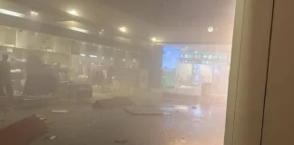 Το αεροδρόμιο του Ντουμπάι χτυπήθηκε από ιρανικά drones – Κόσμος τρέχει προς εκκένωση – (VIDEO)