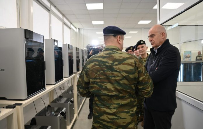 Το ΥΠΕΘΑ αγόρασε συσκευές ελέγχου drones… «από τα Jumbo» και θέλουν να πολεμήσουν με αυτές!