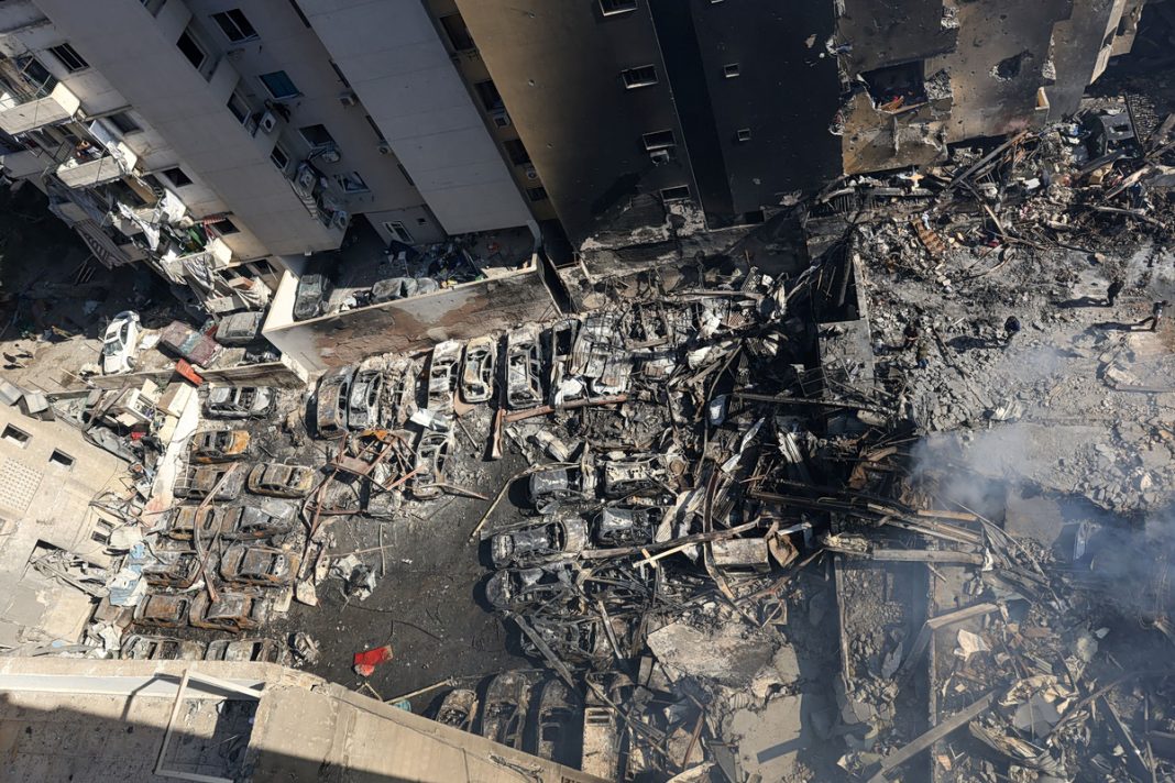 2026-04-09T065727Z_815010233_RC2HLKANC162_RTRMADP_5_IRAN-CRISIS-LEBANON-ISRAEL-1200x800