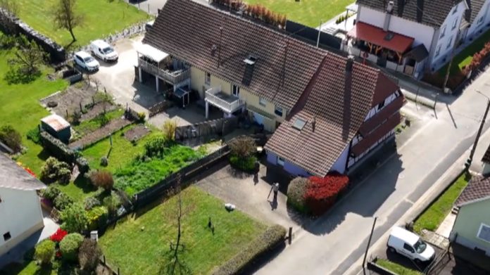 Γαλλία: Προφυλακίστηκε ο πατέρας που είχε κλειδωμένο τον 9χρονο γιο του σε βαν πάνω από έναν χρόνο