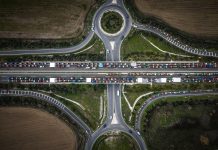 Ξανά στους δρόμους οι αγρότες – Με τρακτέρ και αγροτικά ΙΧ στην Ε-65