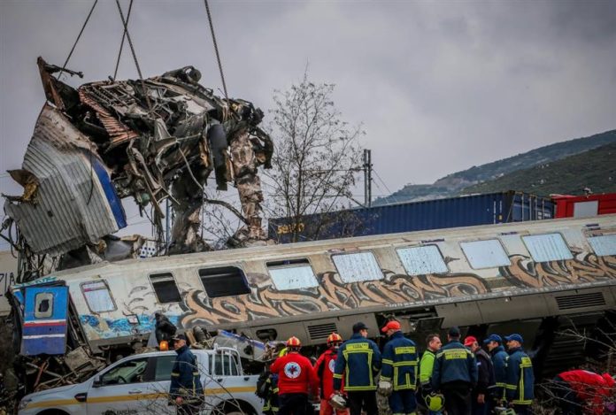 Τέμπη: Η πρώτη «ρωγμή» με τις αποζημιώσεις – Τι σημαίνει για τη δίκη που ξεκινά