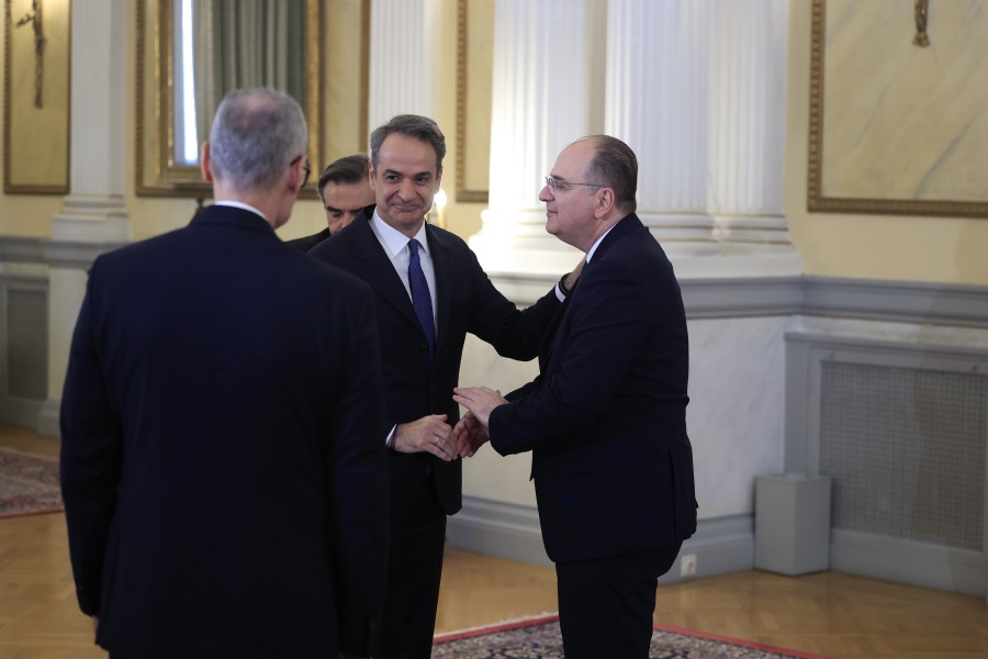 9727d0b4d7017ef19dd6a5d2bdc0199d_L