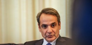 Έρχεται βροχή, έρχεται μπόρα, είναι μεγάλη για τη ΝΔ των σκανδάλων η ανηφόρα…