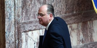 Λαζαρίδης: Δεν είχε πτυχίο πανεπιστημίου αλλά… δεν χρειαζόταν – «Το Μαξίμου δεν μου ζήτησε εξηγήσεις»