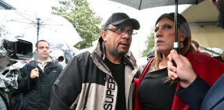 Δίκη για τα Τέμπη: Καταγγελία Ρούτσι ότι τον έσπρωξαν βίαια 6 αστυνομικοί