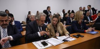 Παράσταση υποστήριξης της κατηγορίας στη μεγάλη δίκη των Τεμπών προτίθεται να δηλώσει το ελληνικό Δημόσιο