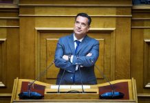 Αρχηγική εμφάνιση Άδωνη-Σπυρίδωνα!