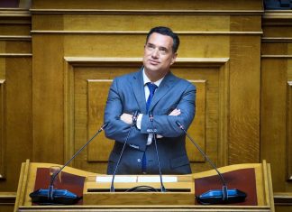 Αρχηγική εμφάνιση Άδωνη-Σπυρίδωνα!