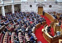 Με την Πιπιλή, την Αγάτσα, τη Ροκοφύλλου, την Εβίτα Βαρελά και τα άλλα τα παιδιά