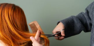 Πόσο συχνά πρέπει να κουρεύεστε για να μεγαλώσουν τα μαλλιά σας;
