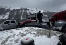 Τουλάχιστον 19 τραυματίες μετά από τεράστια καραμπόλα 70 αυτοκινήτων σε αυτοκινητόδρομο στο Κολοράντο, δείτε βίντεο