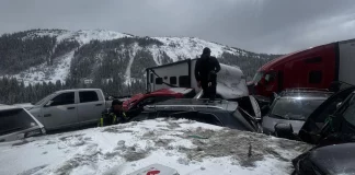 Τουλάχιστον 19 τραυματίες μετά από τεράστια καραμπόλα 70 αυτοκινήτων σε αυτοκινητόδρομο στο Κολοράντο, δείτε βίντεο