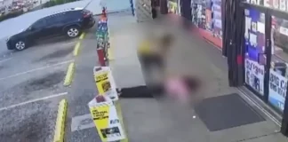 Σάλος στις ΗΠΑ μετά την άγρια δολοφονία μητέρας δύο παιδιών από παράνομο μετανάστη που τη χτύπησε στο κεφάλι με σφυρί, σκληρές εικόνες