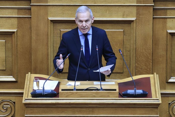Δαβάκης: «Δεν έγινε στην Κάσο το περιστατικό με το ολλανδικό πλοίο, έγινε στα διεθνή ύδατα νότια της Κρήτης»