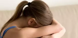 Εφιάλτης για μια 12χρονη στην Τσεχία: Την βίασε ο 16χρονος αδερφός της και γέννησε το παιδί του
