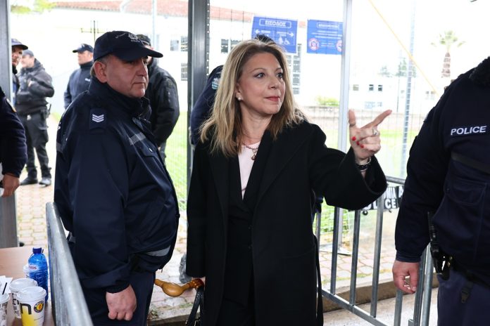 Μαρία Καρυστιανού: Δεν μπορεί να γίνει δίκη χωρίς τους συγγενείς στην αίθουσα