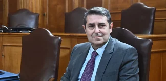 Διασωληνωμένος στη ΜΕΘ του Ευαγγελισμού ο Γιώργος Μυλωνάκης, διαγνώστηκε με ανεύρυσμα στον εγκέφαλο