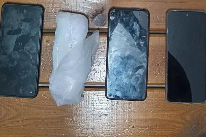 Θεσσαλονίκη: Χειροπέδες σε δύο αλλοδαπούς με ποσότητα κοκαΐνης λίγο κάτω από μισό κιλό. Κατασχέθηκαν και 4 κινητά