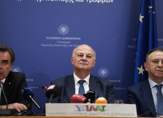 ΟΠΕΚΕΠΕ 2: Πως τα τσιμεντένια κανάλια στην Καρδίτσα «χαντάκωσαν» τον Κώστα Τσιάρα