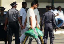 Επαναπατρίστηκαν Ιρανοί ναύτες μετά τον τορπιλισμό της φρεγάτας IRIS Dena στη Σρι Λάνκα