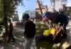 Αποτρόπαιες εικόνες: Άγριος ξυλοδαρμός καθηγητών από μαθητές στην Πάρμα – (VIDEO)