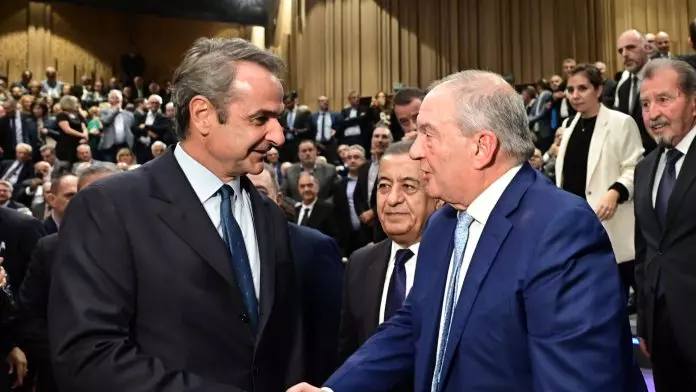 Η απουσία Καραμανλή από το συνέδριο της ΝΔ οριστικοποιεί τη ρήξη με τον Κυριάκο Μητσοτάκη