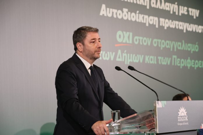 Αντί να πουν και «ευχαριστώ» στον Ζαχαριάδη, τον απαξιώνουν!