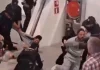 Επεισοδιακή άφιξη ακτιβιστών του στολίσκου της Γάζας στην Ισπανία – Ξύλο με γκλομπ και σπρωξιές από την αστυνομία μέσα στο αεροδρόμιο