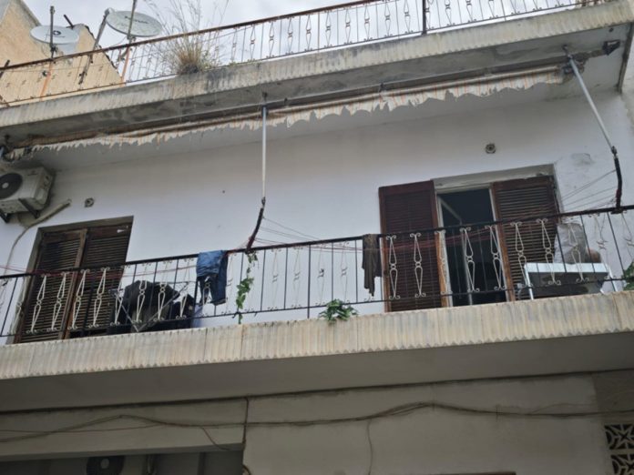 Άγιοι Ανάργυροι: Υποσιτισμένα στο νοσοκομείο τα 3 παιδιά που βρέθηκαν σε άθλιες συνθήκες – Τι έδειξαν οι εξετάσεις και το ιστορικό της οικογένειας