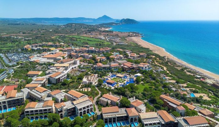 Όλος ο καλός ο κόσμος στο Costa Navarino