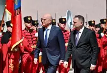 Ο Δένδιας στην Αλβανία – Η συμφωνία για τα στρατιωτικά κοιμητήρια και το τετ α τετ με τον Ράμα