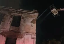 Φωτιά σε εγκαταλελειμμένη κατοικία στο Κουκάκι