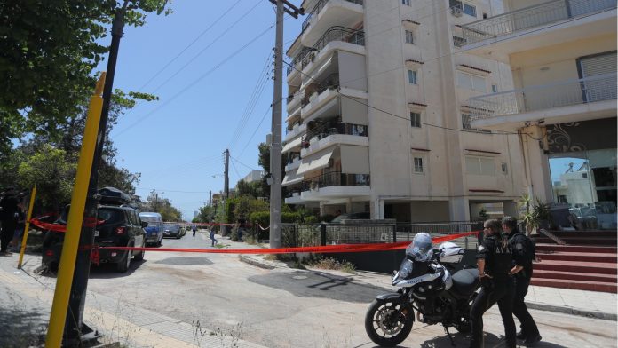 Τα ερωτήματα που ζητούν απαντήσεις στην τραγωδία της Ηλιούπολης
