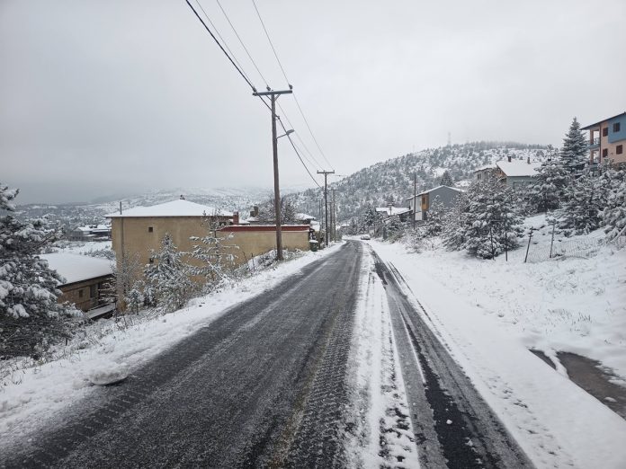 Ημαθία: Ντύθηκε στα λευκά το Σέλι