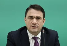 Κ. Τσουκαλάς: Για να κρατήσουν τους μισθούς στους βουλευτές της ΝΔ, η χώρα μπορεί να χάσει κονδύλια για βρεφονηπιακούς σταθμούς και κοινωνικές δομές