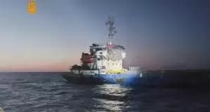 Ρωσικά drones χτύπησαν τρία εμπορικά πλοία που έπλεαν στη Μαύρη Θάλασσα: Φωτιά και δύο τραυματίες σε τουρκικό σκάφος