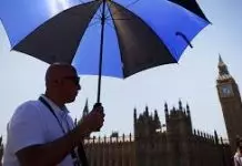 Η Ευρώπη σήμερα βυθίζεται ξανά στον καύσωνα: Αγγλία, Γαλλία, Ισπανία και Ιταλία προειδοποιούν για θερμοκρασίες ρεκόρ και «τροπικές νύχτες»