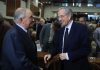 Γιατί ο Μητσοτάκης δεν μπορεί να χωρίσει Καραμανλή και Σαμαρά