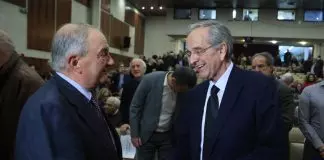 Γιατί ο Μητσοτάκης δεν μπορεί να χωρίσει Καραμανλή και Σαμαρά