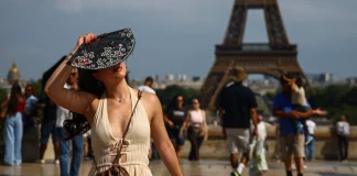 Κύμα καύσωνα σαρώνει την Ευρώπη: Τρεις νεκροί στη Γαλλία, κόκκινος συναγερμός σε Ισπανία και Ιταλία